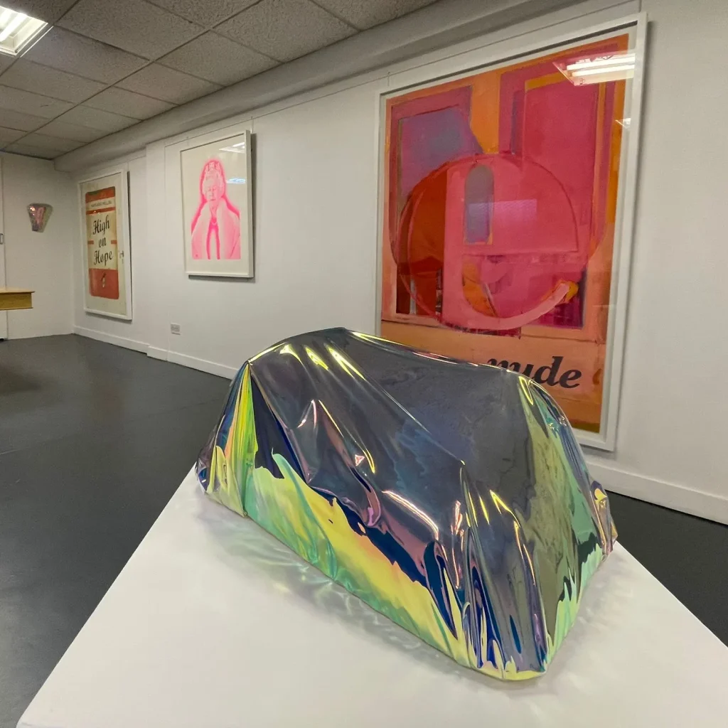 Climate monitored storage for fine art collections